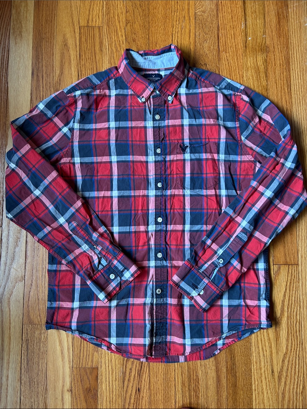 American Eagle Outfitters Classic Fit Red and Blue Plaid Button-Down Shirt